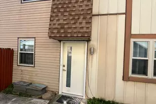 10215 Murty Ln, Philadelphia, PA 19116 - Photo 2
