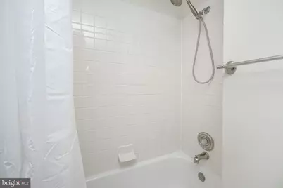 315 New Street #604, Philadelphia, PA 19106 - Photo 16