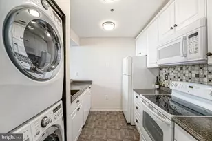 315 New St, Philadelphia, PA 19106 - Photo 10
