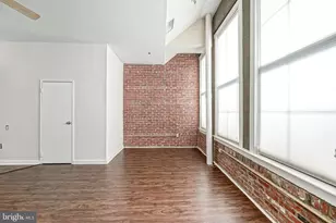 315 New St, Philadelphia, PA 19106 - Photo 4