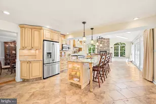 736 Summit Ave, Philadelphia, PA 19128 - Photo 2