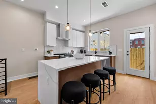 911 Emily St, Philadelphia, PA 19148 - Photo 10