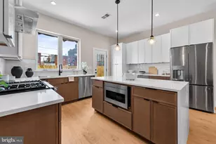 909 Emily St, Philadelphia, PA 19148 - Photo 6