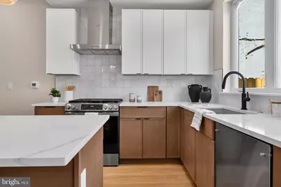 903 Emily Street, Philadelphia, PA 19148 - Photo 10