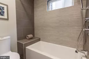 716 S Sartain St, Philadelphia, PA 19147 - Photo 32