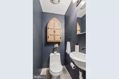 1002 S Chadwick Street, Philadelphia, PA 19146 - Photo 16
