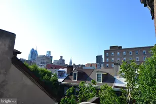 1010 Clinton St, Philadelphia, PA 19107 - Photo 10