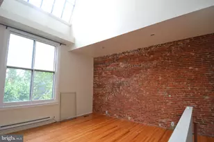 1010 Clinton St, Philadelphia, PA 19107 - Photo 4