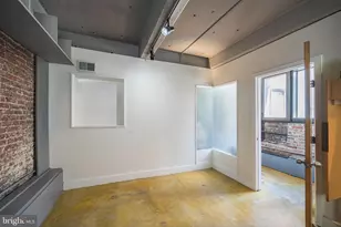 144 W Laurel St, Philadelphia, PA 19123 - Photo 14
