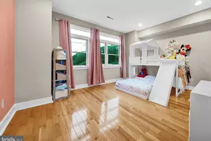 4743 Sheldon St, Philadelphia, PA 19127 - Photo 8