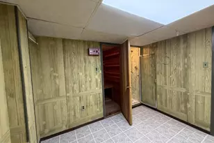1621 Strahle St, Philadelphia, PA 19152 - Photo 36