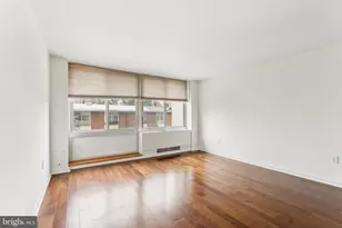604 S Washington Square, Philadelphia, PA 19106 - Photo 4