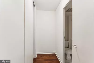 604 S Washington Square #113, Philadelphia, PA 19106 - Photo 10