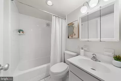 200 Locust Street #29HN, Philadelphia, PA 19106 - Photo 26