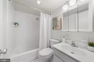 200 Locust St, Philadelphia, PA 19106 - Photo 26