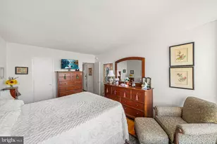 200 Locust St, Philadelphia, PA 19106 - Photo 28
