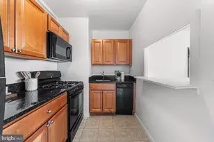 200 Locust St, Philadelphia, PA 19106 - Photo 22
