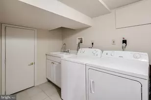 2219 Bainbridge St, Philadelphia, PA 19146 - Photo 16