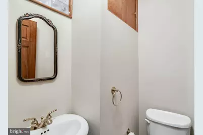 2219 Bainbridge Street, Philadelphia, PA 19146 - Photo 10