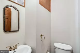 2219 Bainbridge St, Philadelphia, PA 19146 - Photo 10