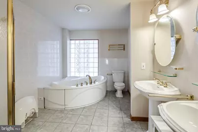 2219 Bainbridge Street, Philadelphia, PA 19146 - Photo 18