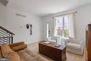 726 S Chadwick St, Philadelphia, PA 19146 - Photo 4