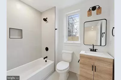 2520 N Front St #102, Philadelphia, PA 19133 - Photo 8