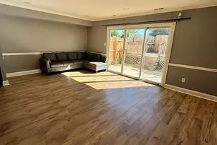 4451 Ernie Davis Cir, Philadelphia, PA 19154 - Photo 6