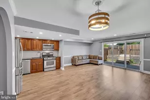 4451 Ernie Davis Cir, Philadelphia, PA 19154 - Photo 10