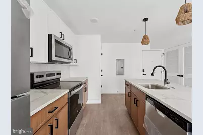 2520 N Front St #304, Philadelphia, PA 19133 - Photo 2