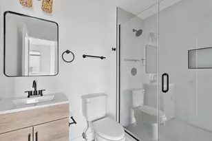 2520 N Front St, Philadelphia, PA 19133 - Photo 4