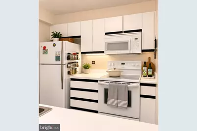 233 S 6th Street #303A, Philadelphia, PA 19106 - Photo 4