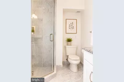 1701 Locust Street #1906, Philadelphia, PA 19103 - Photo 4