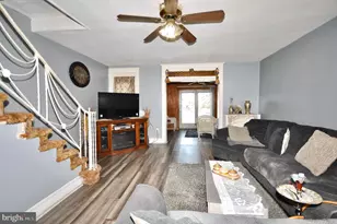 1336 Van Kirk St, Philadelphia, PA 19149 - Photo 8