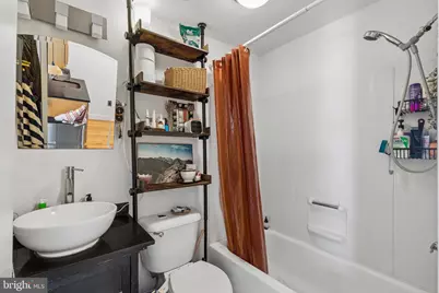 2020 Christian Street #E, Philadelphia, PA 19146 - Photo 6
