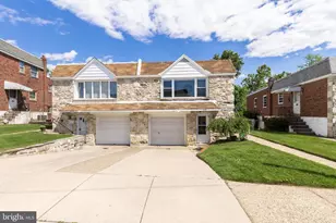 579 Wartman St, Philadelphia, PA 19128 - Photo 2