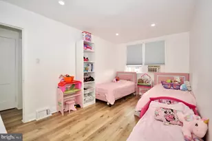 6311 Elmhurst St, Philadelphia, PA 19111 - Photo 12