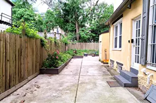 317 N 33rd St, Philadelphia, PA 19104 - Photo 4