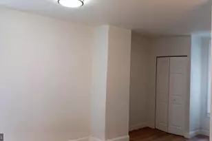 317 N 33rd St, Philadelphia, PA 19104 - Photo 18