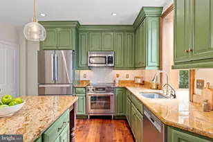 212 E Benezet St, Philadelphia, PA 19118 - Photo 14