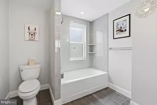 2137 Bainbridge St, Philadelphia, PA 19146 - Photo 32