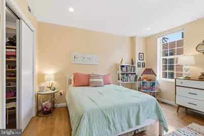 2137 Bainbridge Street, Philadelphia, PA 19146 - Photo 26