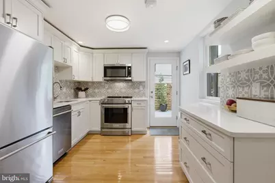 2137 Bainbridge Street, Philadelphia, PA 19146 - Photo 14