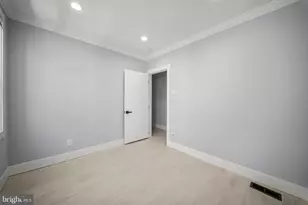 2456 76th Ave, Philadelphia, PA 19150 - Photo 32