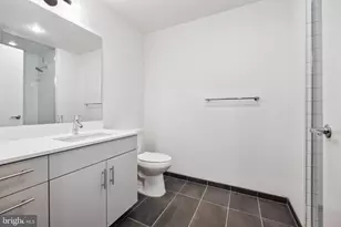 569 N 5th St, Philadelphia, PA 19123 - Photo 6