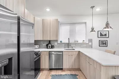 2008 S College Avenue #A, Philadelphia, PA 19121 - Photo 8