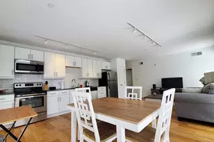 224 Church St, Philadelphia, PA 19106 - Photo 1