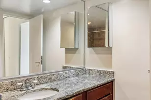 604 S Washington Square, Philadelphia, PA 19106 - Photo 10