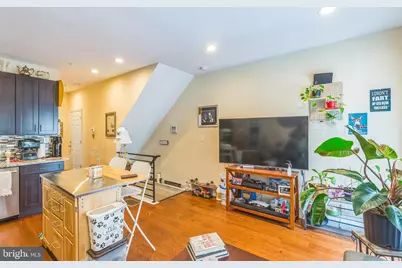 1614 Cambridge Street #1, Philadelphia, PA 19130 - Photo 2