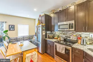 1614 Cambridge St, Philadelphia, PA 19130 - Photo 4